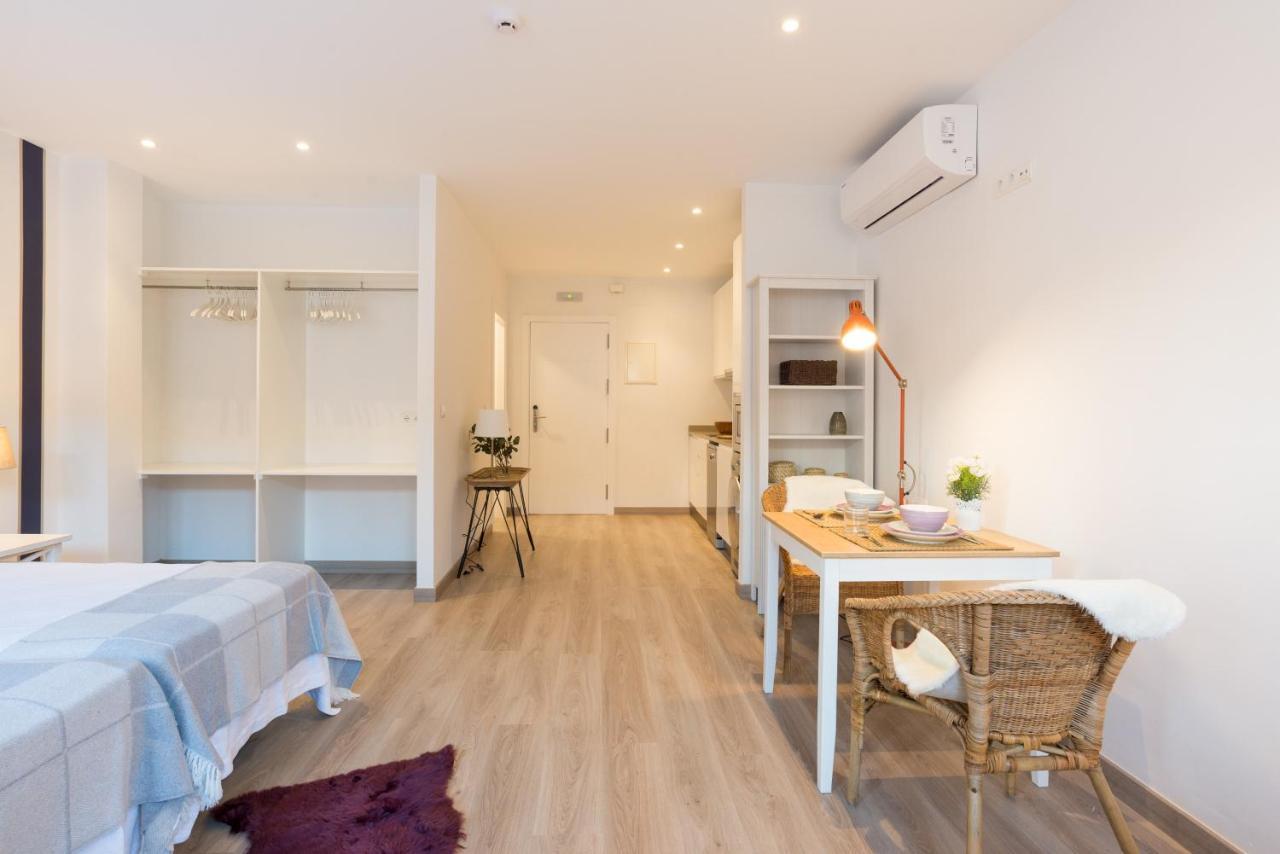 Urbe10 Atarazanas Premium Loft  Apartment Málaga Exterior foto