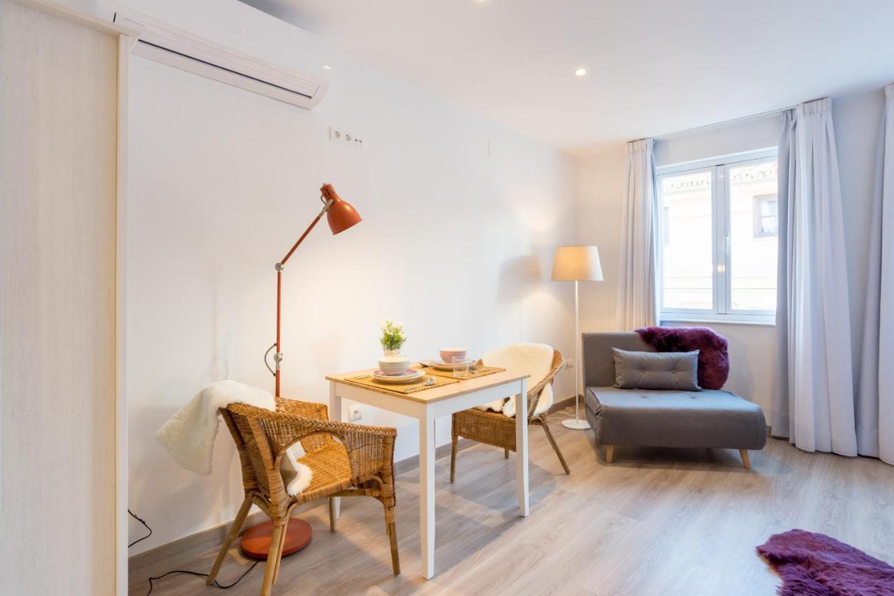 Urbe10 Atarazanas Premium Loft  Apartment Málaga Exterior foto