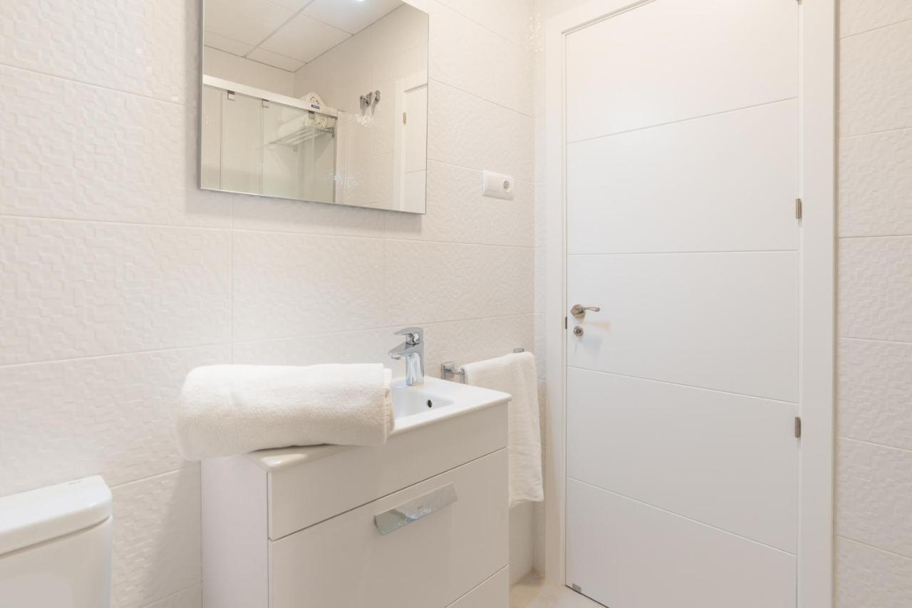 Urbe10 Atarazanas Premium Loft  Apartment Málaga Exterior foto